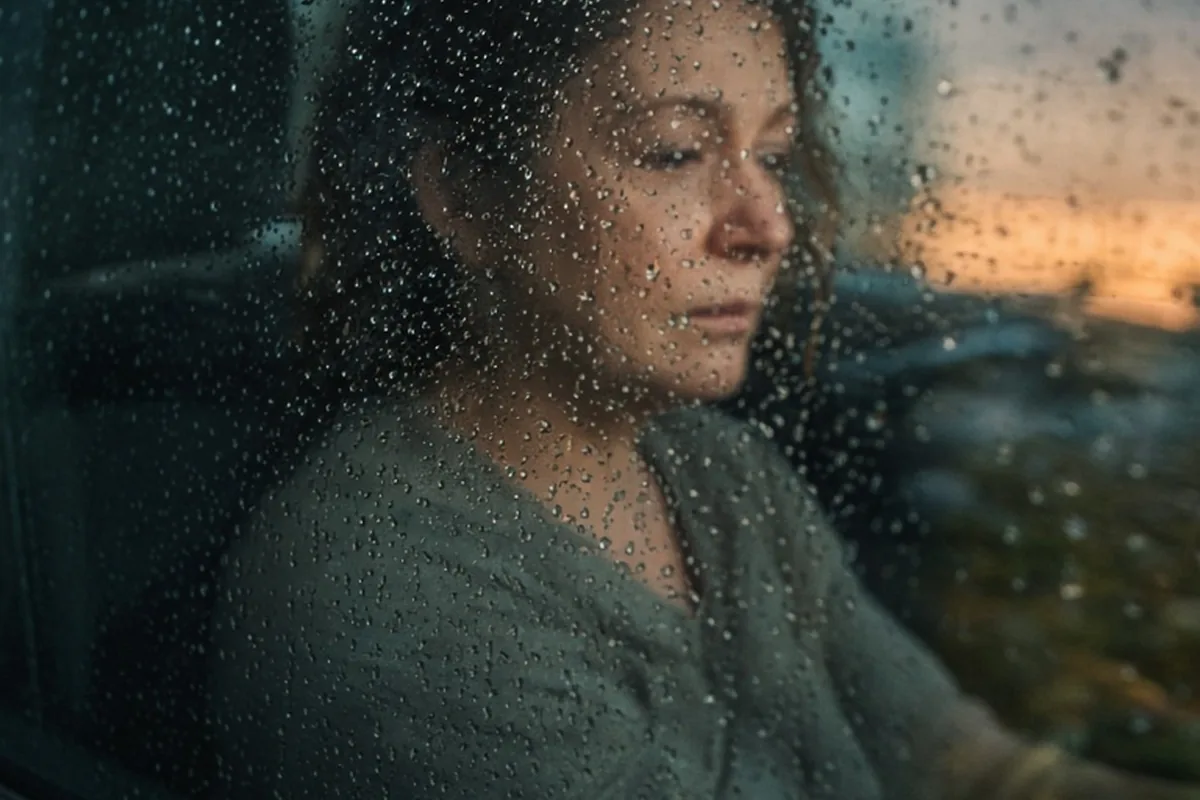 Illustration for My Husband Died and I Want Him Back: Navigating Deep Loss