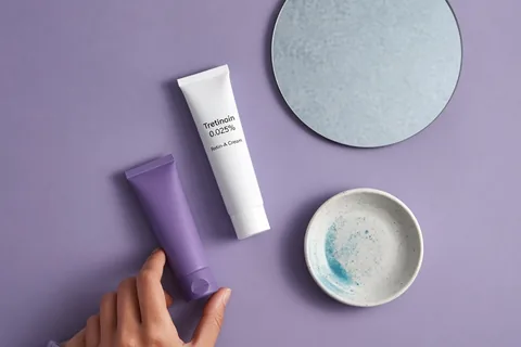 Illustration for Retinol vs Tretinoin: How to Choose the Right Retinoid