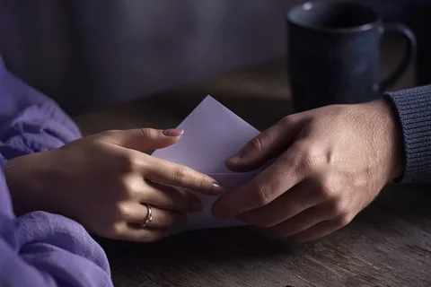 Illustration for Wedding Payment Plans with Vendors: Financing and Contract Guide