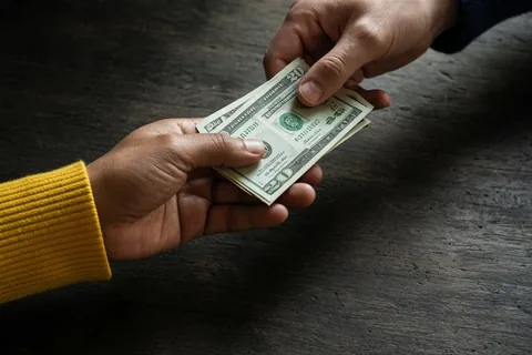 Illustration for Average Cost of Online Dating: Managing Your Monthly Budget