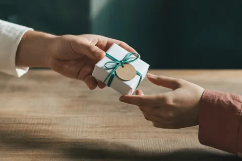 Illustration for Are Wedding Favors Worth It? How to Decide and What to Skip
