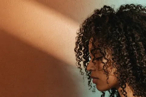 Illustration for How to care for curly hair care