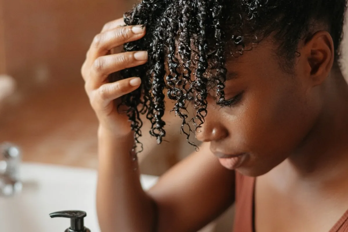 Illustration for Moisturizer for Black Hair with Low Porosity: Full Guide