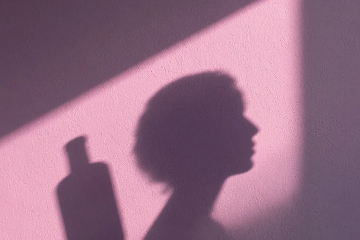 Illustration for Questions to Ask a Stylist About Does Oil Moisturize Hair