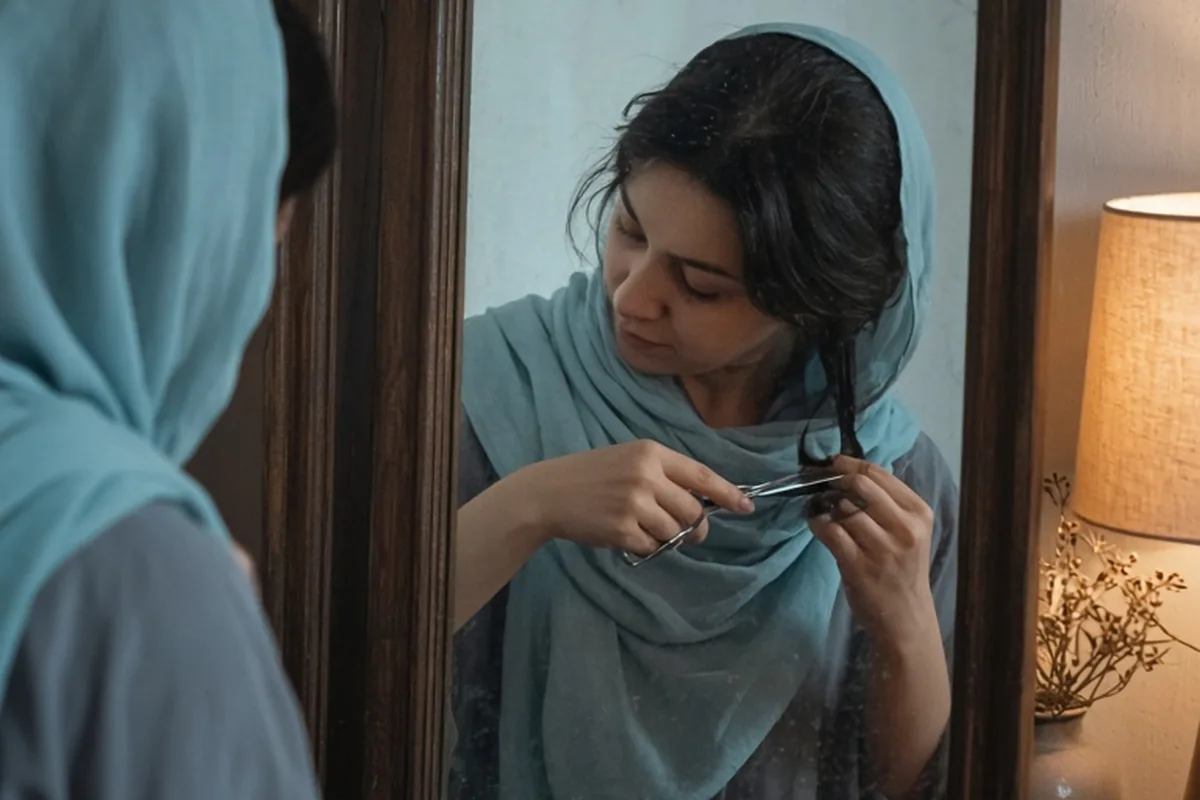 Illustration for Cutting Your Own Hair After Umrah: A Practical Guide